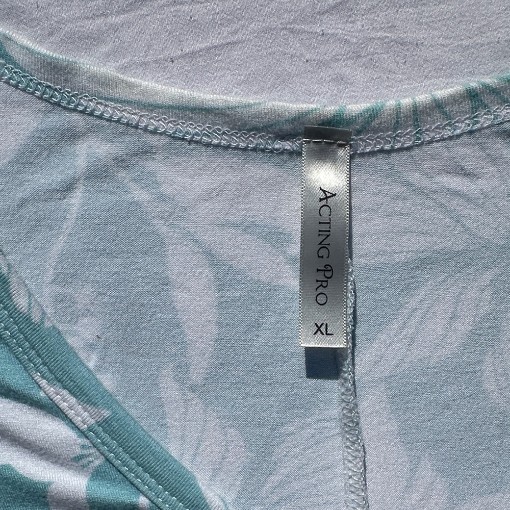 Floral Teal and White Tie-Front Top - Picture 2 of 5